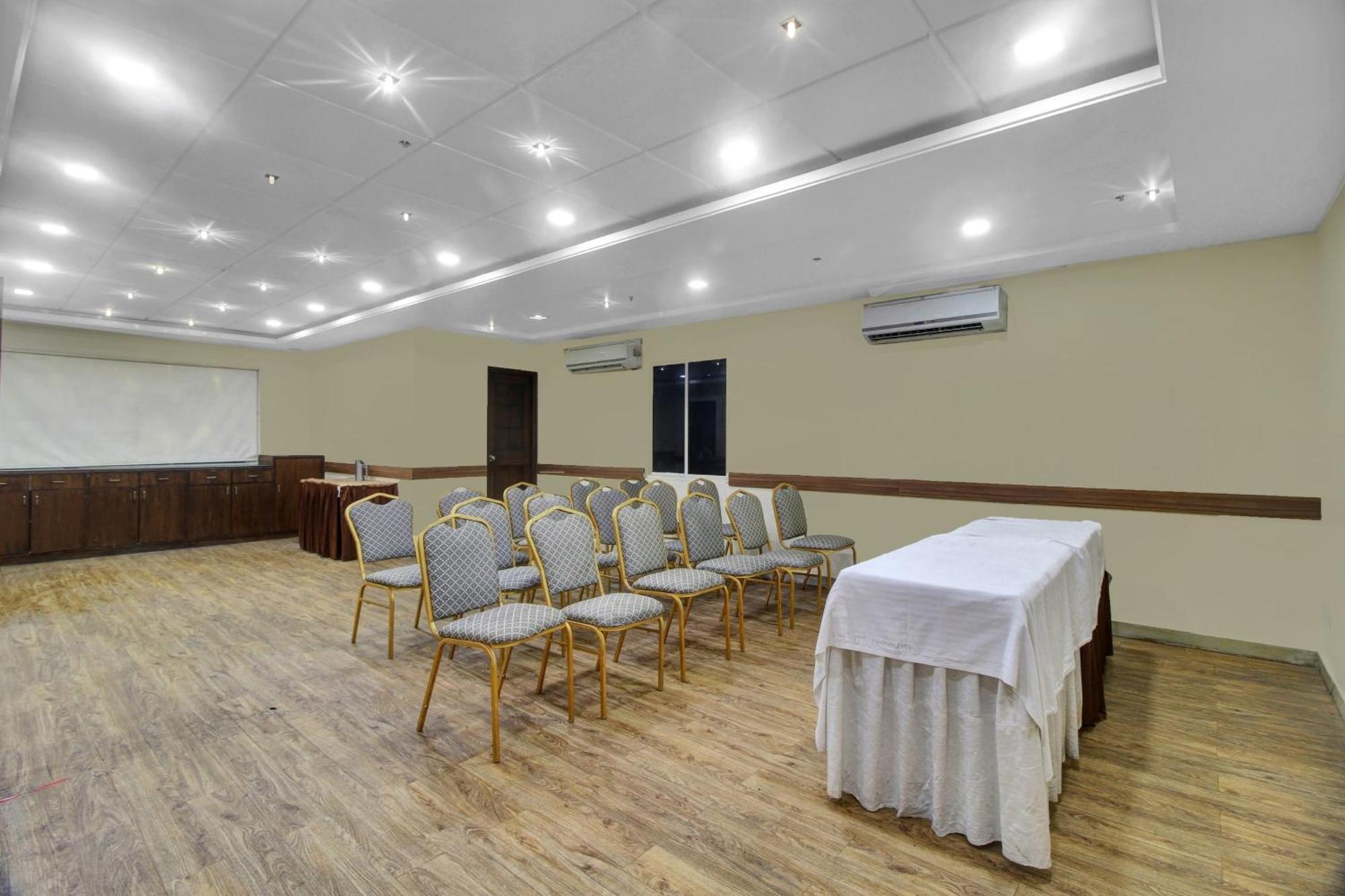 فندق Townhouse The Grand Plaza حيدر أباد المظهر الخارجي الصورة