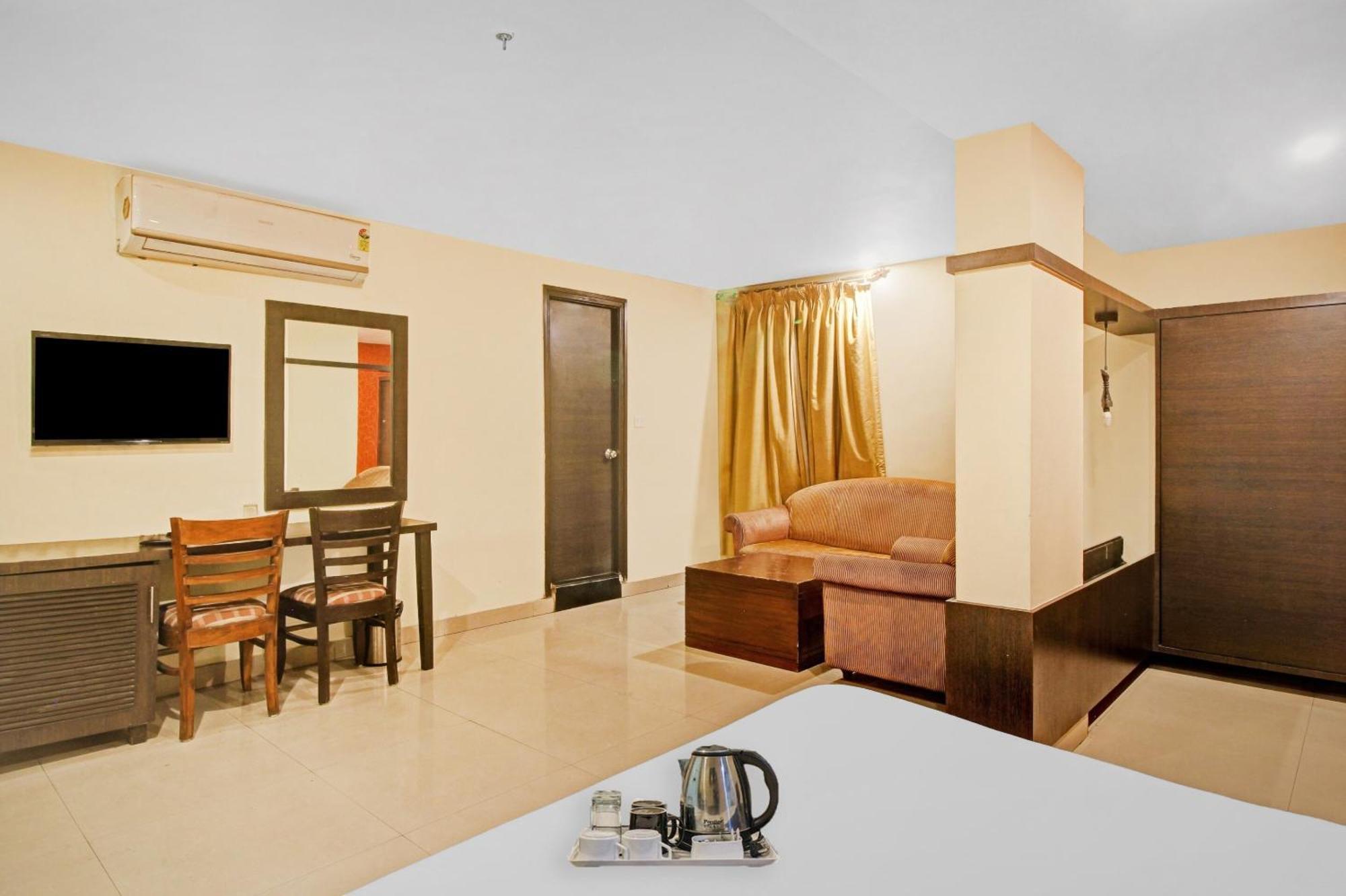 فندق Townhouse The Grand Plaza حيدر أباد المظهر الخارجي الصورة